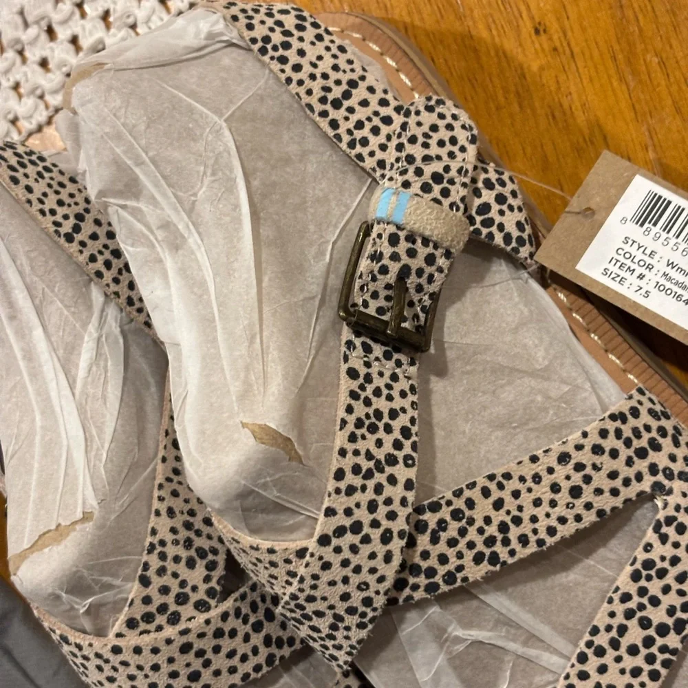 TOMS Sicily Strappy Leather Sandals – Macadamia Mini Cheetah Suede – Size 7.5 - Picture 4 of 12